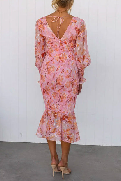 Lily | V Neck Long Sleeves Smocked Floral Midi Dress