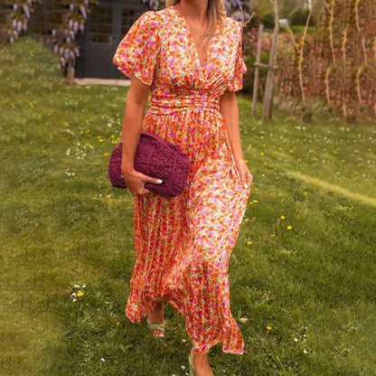 Juliane – Classic V-Neck Dress